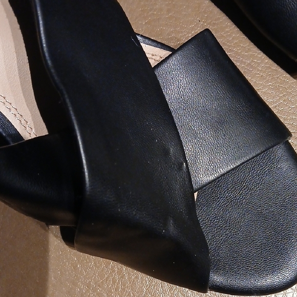 Impo Women's Black Wedge Sandals - Picture 9 of 11